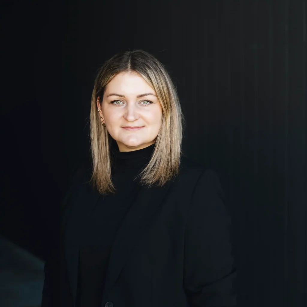 Jennifer Painsipp, Backoffice und Assistentin der Geschäftsleitung