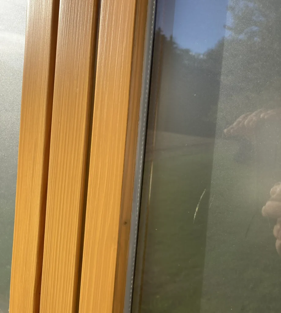 Holz frisch saniert