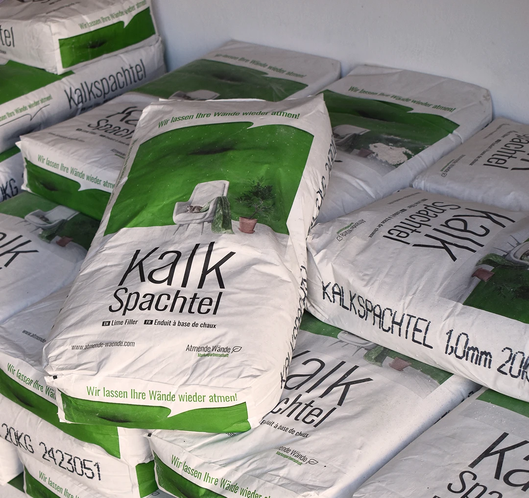 Schadstoffe in Putzen und Farben